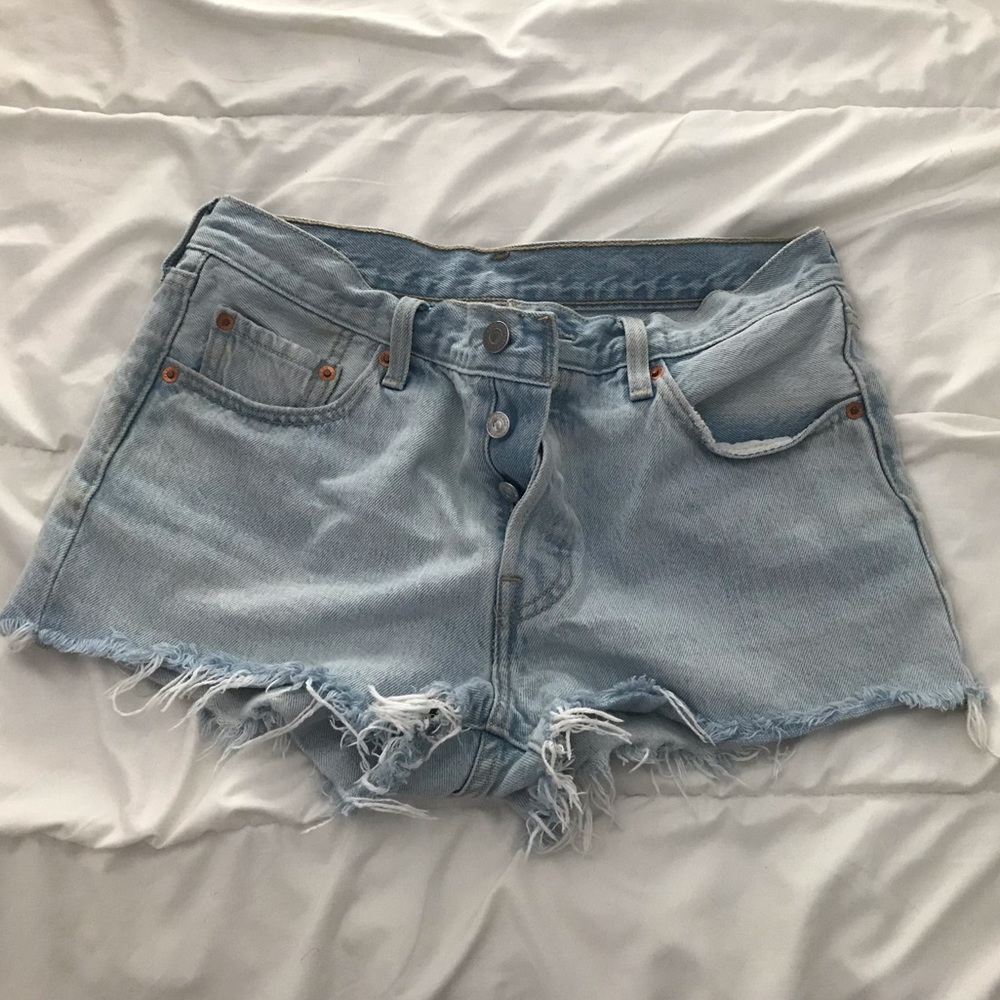 Women’s Levi’s Shorts